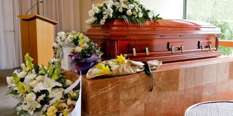 Transparent information helps manage funeral costs